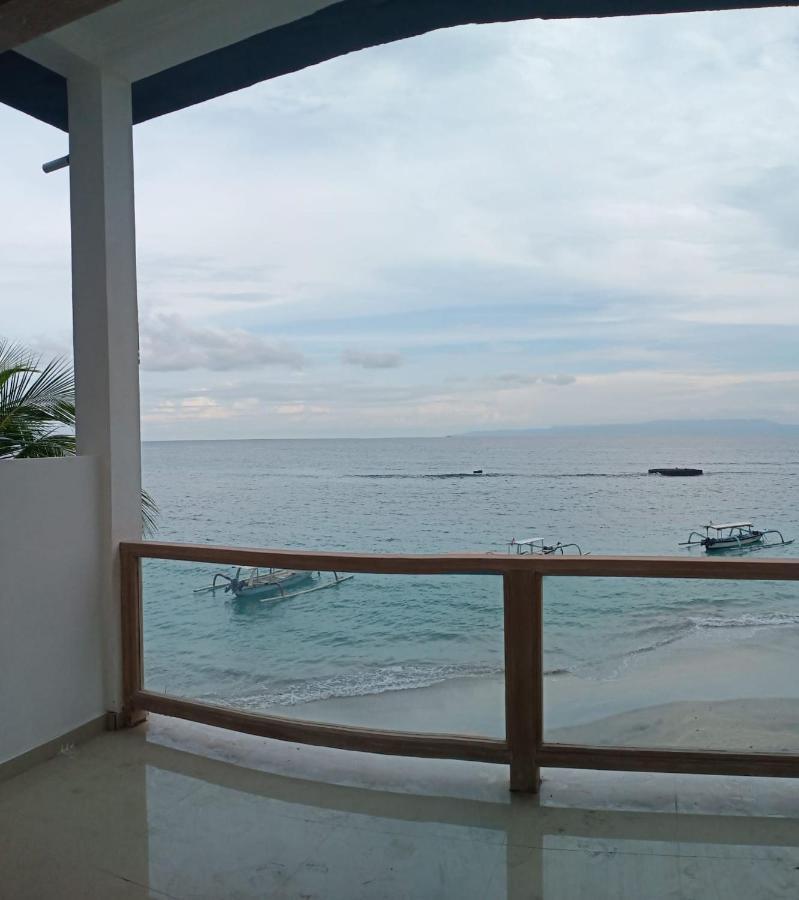 Utama Villas Beach Front Candidasa Экстерьер фото