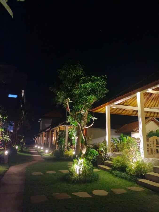 Utama Villas Beach Front Candidasa Экстерьер фото
